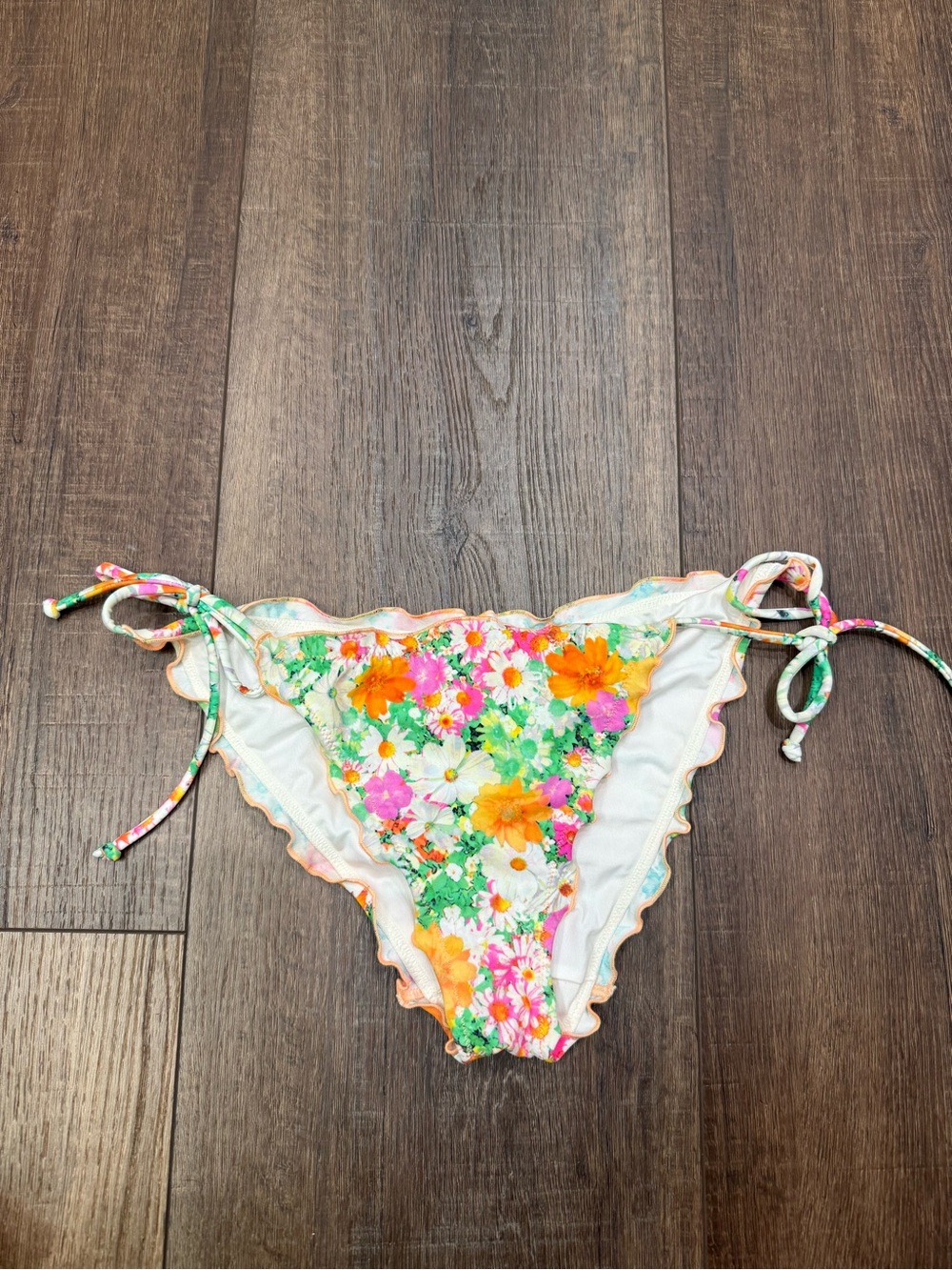 Victoria’s Secret swim bikini bottoms floral scrunchy cheeky